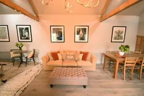 Open Plan Barn near Hungerford and Marlborough - Image 2