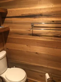 Beautiful Rustic Cabin in Lake Guntersville! - Image 3