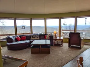 Round Mountn Top House! Prof. Cleaned w EV-chrger - Image 3