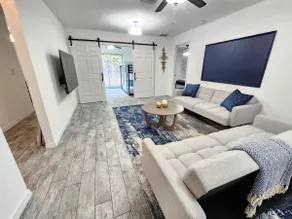 Modern Estate DT Orlando 15+ beds 2 kitchens 4bath - Image 5
