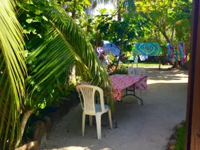 Polynesian bungalow private garden Temae Beach - Image 5