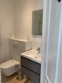 Boutique studio with private parking and patio 1 - Image 3