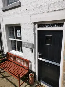 Cosy two-bed cottage. Sleeps 4. Pets welcome. - Image 2