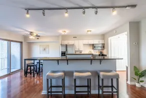 Modern and Sleek, MillionView | Wshr/Dryer - Image 4