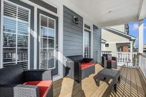 Family-Friendly 4BR Home •2 Living Rooms •Sleeps 8 - Image 5