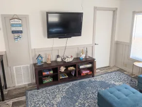 Cozy Cottage Across from Lake Huron - Image 2