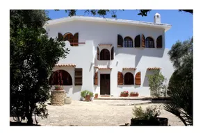 Super last-minute large villa with pool - Image 3