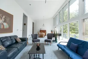 Spacious! Light & Lovely Chateau - Image 4