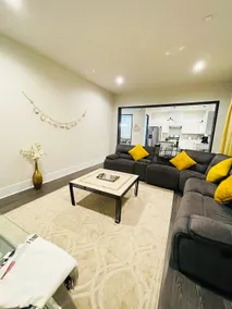 Spacious 5BR Home Near Airport & Uptown Long Stays - Image 2