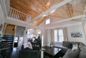 Quaint West Side Home Close to Downtown - Image 2