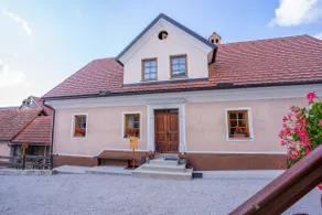 Ancient Rural Residence in an idyllic village - Image 2