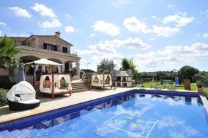 Villa with a swimming pool, BBQ, soccer field, mini-golf - Image 5