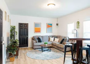 Heart of Brady St | Smart TV’s | Full Kitchen | AC - Image 2
