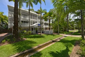 The Whitehouse - 2 Bedroom Balcony - Image 3