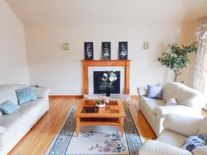 Spacious Mountain Home - Image 2