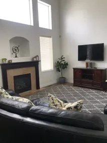 Beautifully furnished, large well kept home - Image 2