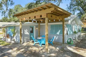 2 Minute Walk to Gulfport Beach Quiet Fenced Yard - Image 3