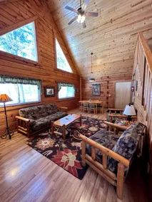 Yogi’s Cabin 909- End Unit, Private deck - Image 2