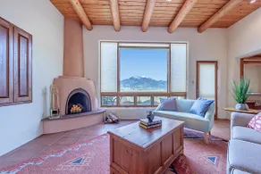 Cozy 3 BR Adobe Home w/ Amazing Mountain View - Image 2