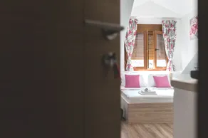Minela Apartments - Image 2