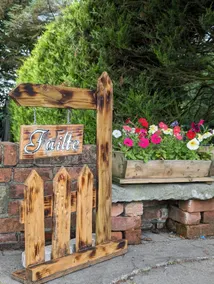 Tom's Cottage (Tom's Wee Home) - Image 2