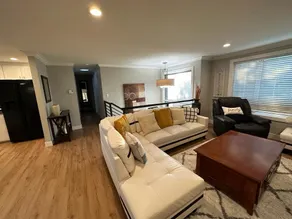Kirkland home near Juanita beach | King Bed - Image 3