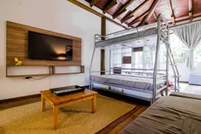 AL10: Modern Chalet in front of Maresias Beach - Image 3