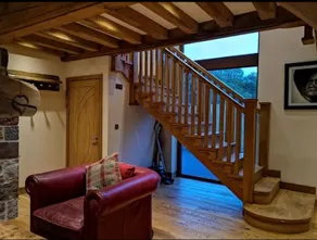 Oak Lodge - The Sleeping Giant - Pen Y Cae Inn - Image 5
