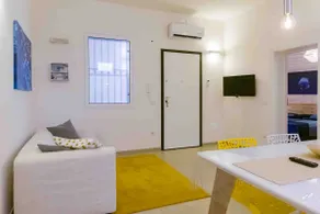 LA NASSA SUITES & ROOMS - Image 5
