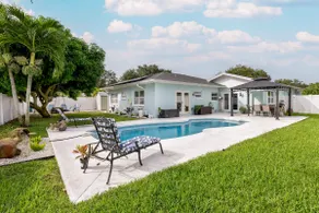 Family Home Heated Pool Pets Welcome Near Beaches - Image 3