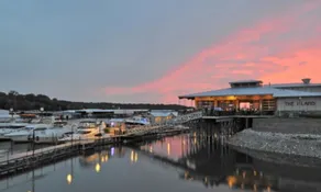 Lake Bungalow-Pet friendly- Highport Marina - Image 3