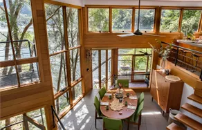 Riverfront 'Baumhaus' Escape (8 Staubloch Pt) - Image 3