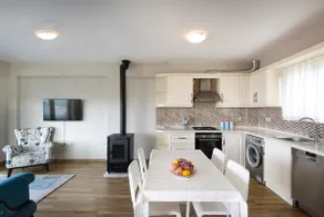 Relaxed villa with amazing sea view & beach access - Image 4