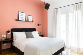 Urban Chic 1BD Apartment in Hilton district by UPSTREET - Image 4