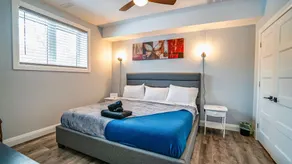 Hidden Retreat - modern 2 bedroom apartment - Image 2