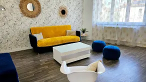 Spacious apartment at the foot of the medieval city - Image 3