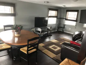 Charming 2BD apartment. - Image 2