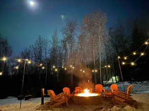 Private cabin w/hot tub, fire pit & game room - Image 2