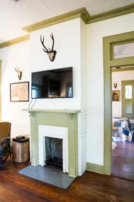 Hoodwood Guesthouse - Image 5