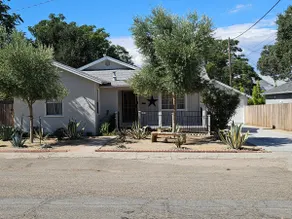 Olive Tree House Downtown Paso Robles STR19-0072 - Image 4