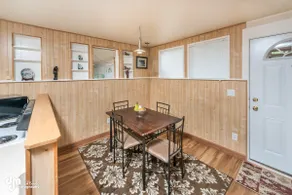 Cozy one bedroom apartment adjacent to Lake Hood. - Image 5