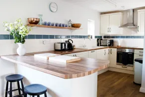The Lavender Cottage - Picturesque Astley Abbotts - Image 4