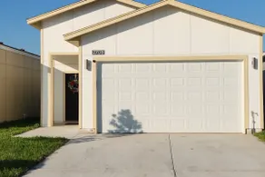 Chic Upscale Modern 3BR New Build Perfect for city & beach getaway  - Image 2