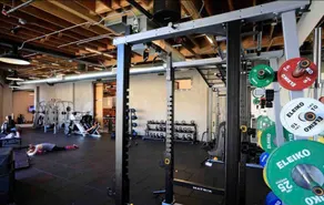 Fresh 2BR Canal Home w/ Gym + Bikes | Walkable - Image 5