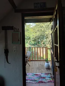 chalet with terrace overlooking garden - Image 5