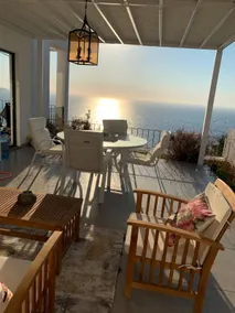 Apartment with spectacular sea views and private pool - Image 2