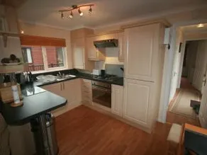 37 Rosewater Park - Image 2