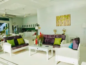 The Sunny Hill Pool Villa 180° Panoramic Sea View - Image 2