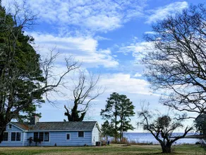 ”Dragonfly” Waterfront Cottage on Chesapeake Bay - Image 2
