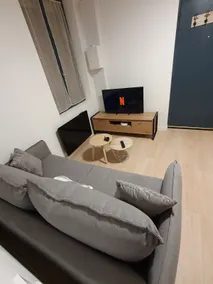 Renovated, equipped and warm apartment - Image 2